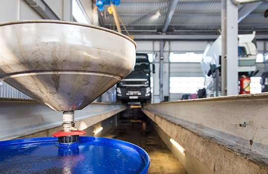 Vehicle Oil Management