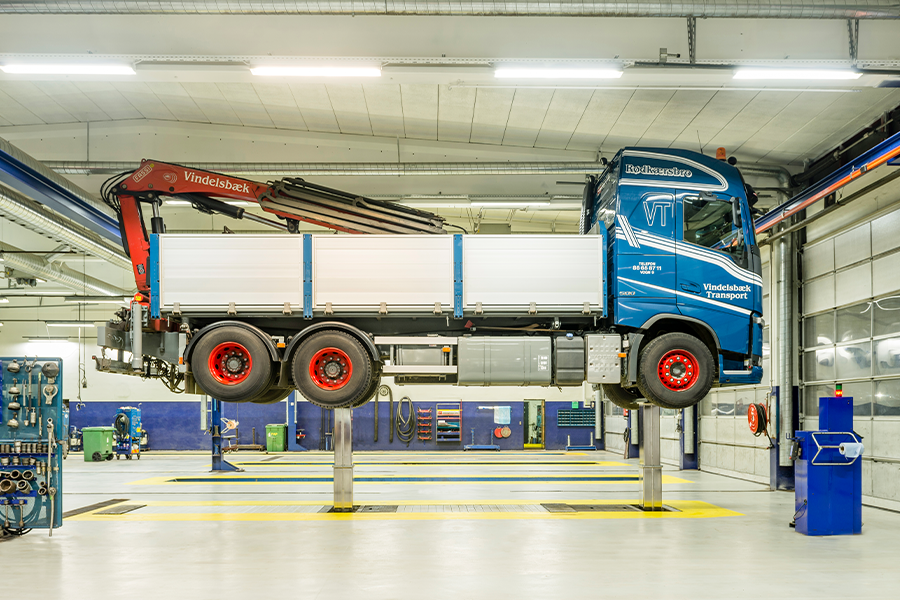 workshop in-ground lift