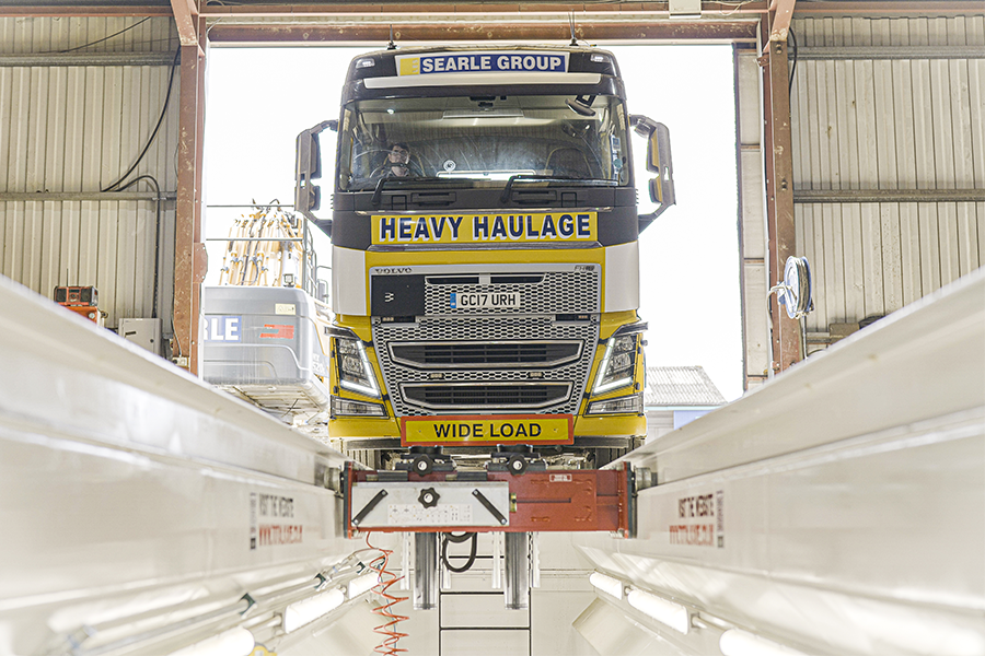 Les Searle Group goes for Totalkare pit lane install